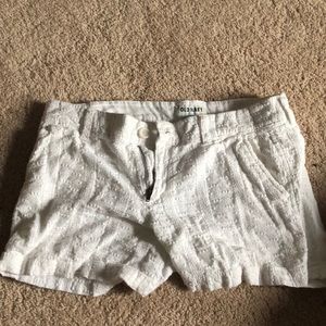 Old navy white patterned shorts